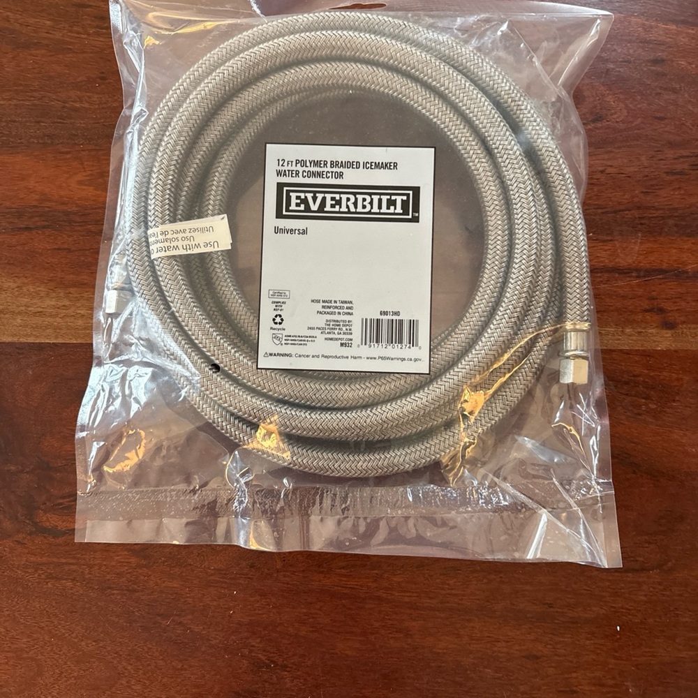 Everbilt Universal 12’ Polymer Braided Icemaker Water Connector New Sealed Pack